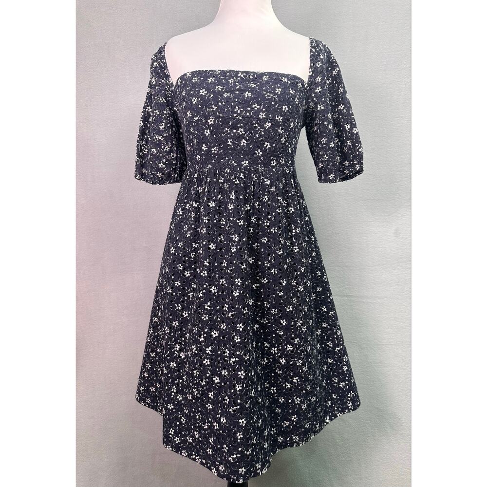 Anthropologie Maeve Lillianne Floral Eyelet Mini Dress Navy Blue Size 6 - Picture 2 of 10